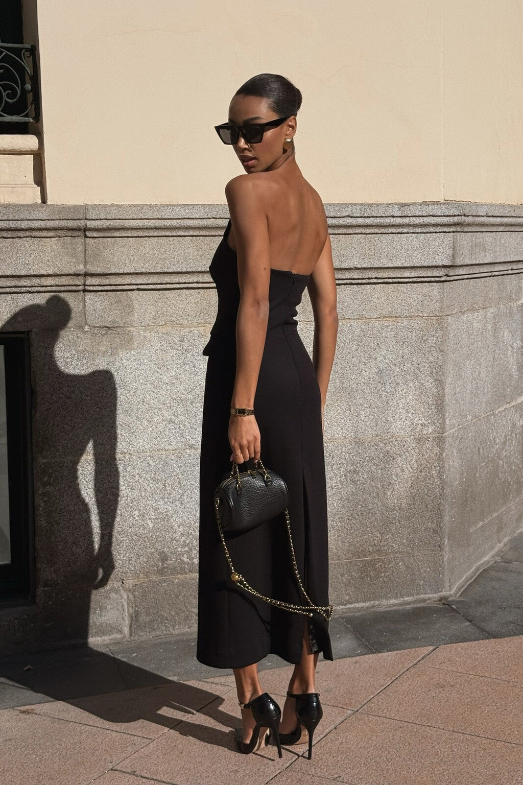 VESTIDO PRETO MIDI