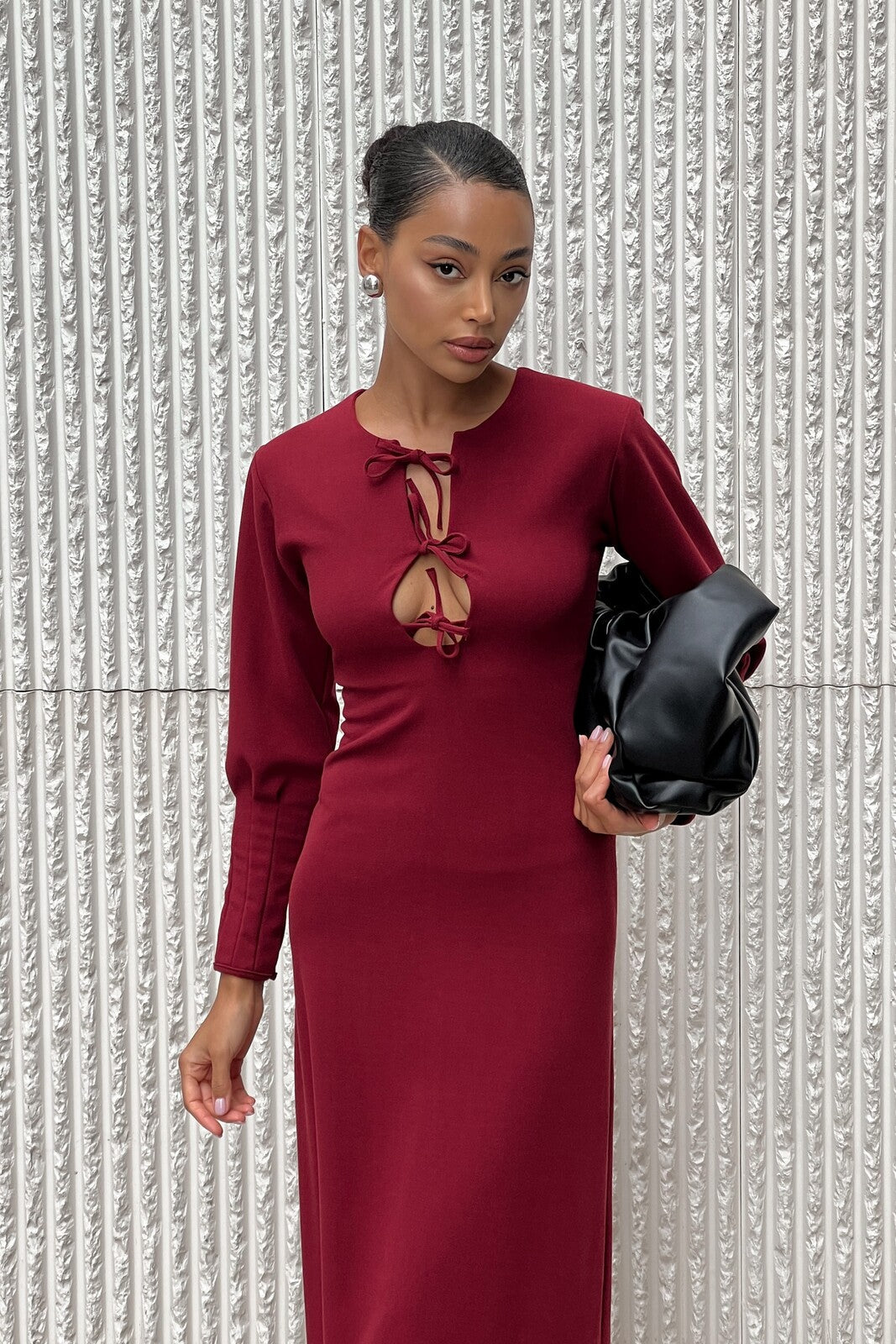 VESTIDO LONGO BORDEAUX DECOTE DE LAÇO