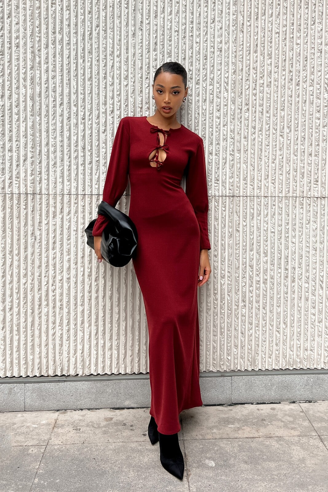 VESTIDO LONGO BORDEAUX DECOTE DE LAÇO
