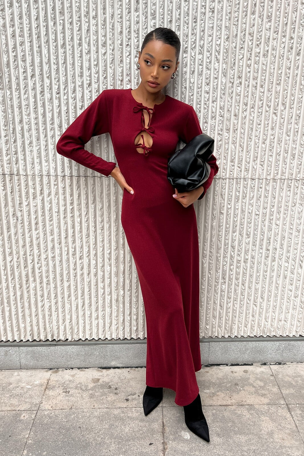 VESTIDO LONGO BORDEAUX DECOTE DE LAÇO