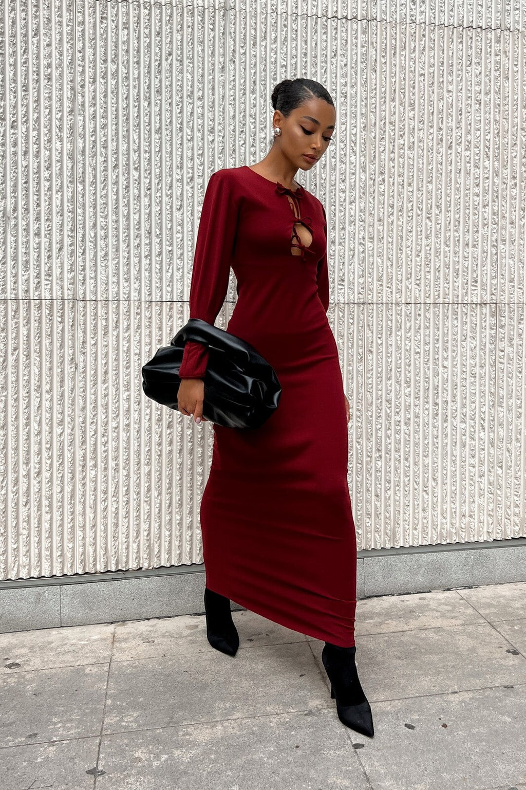 VESTIDO LONGO BORDEAUX DECOTE DE LAÇO
