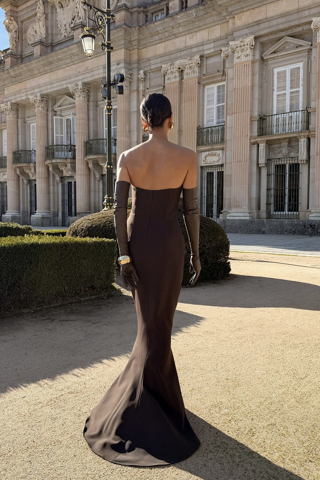 VESTIDO CASTANHO ASSIMÉTRICO