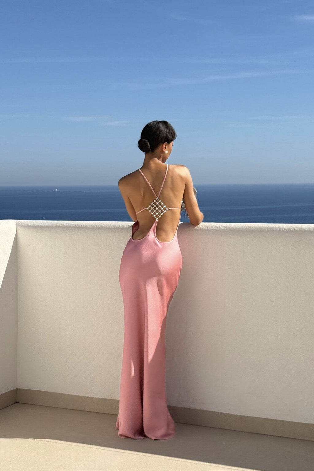 VESTIDO LONGO ROSA COM APLICAÇÃO COSTAS