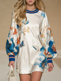 Mini Vestido de Satén con Estampado Floral de Inspiración Vintage