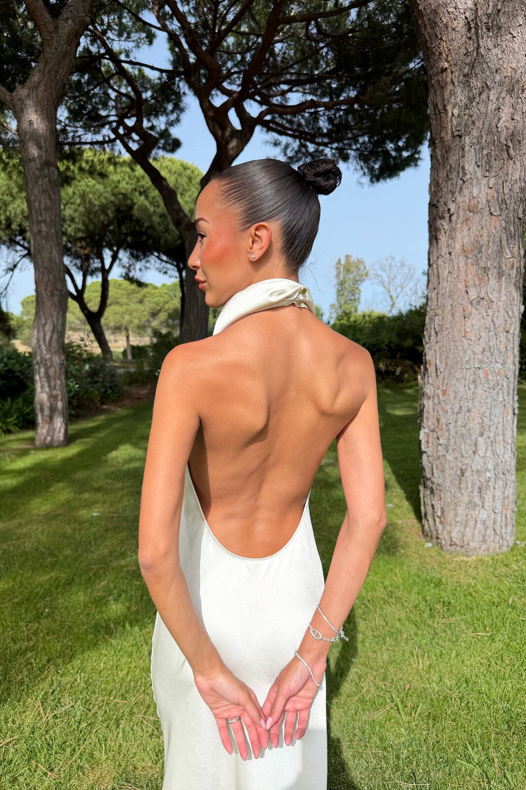 VESTIDO LONGO CHAMPANHE GOLA DRAPEADA COSTAS ABERTAS