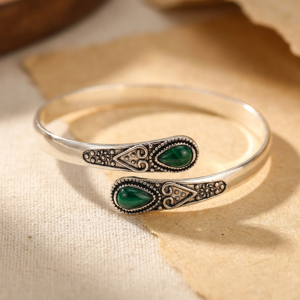 Isabella | Pulsera Esmeralda Devereux